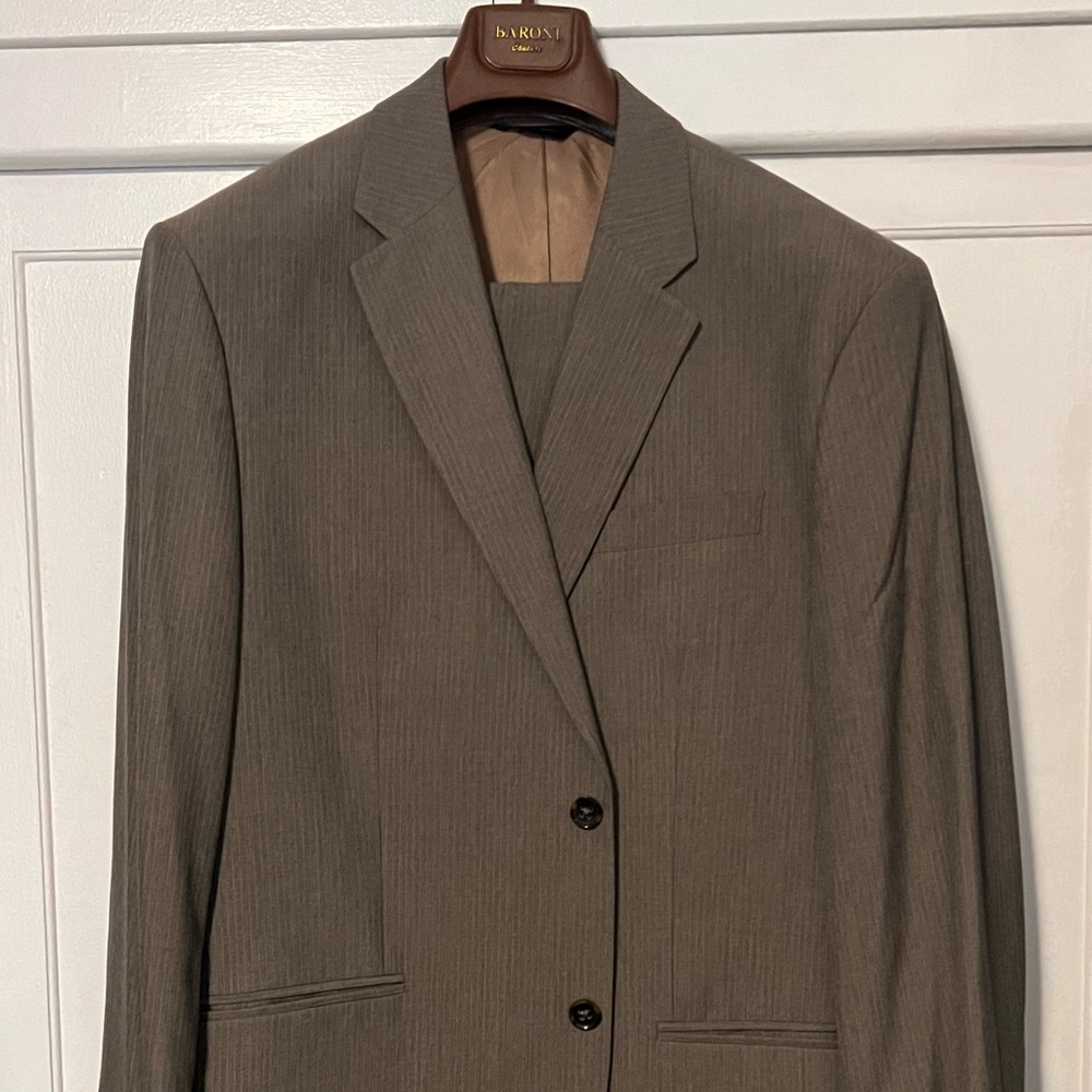Banana Republic suit with coat  44R and pants 38/30
